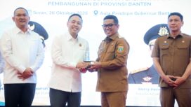 Gubernur Andra Soni dan Kepala Kejati (Kajati) Banten Herry Hermanus Horo di Pendopo Gubernur Banten, Kawasan Pusat Pemerintahan Provinsi Banten (KP3B), Curug, Kota Serang. Foto: Ist