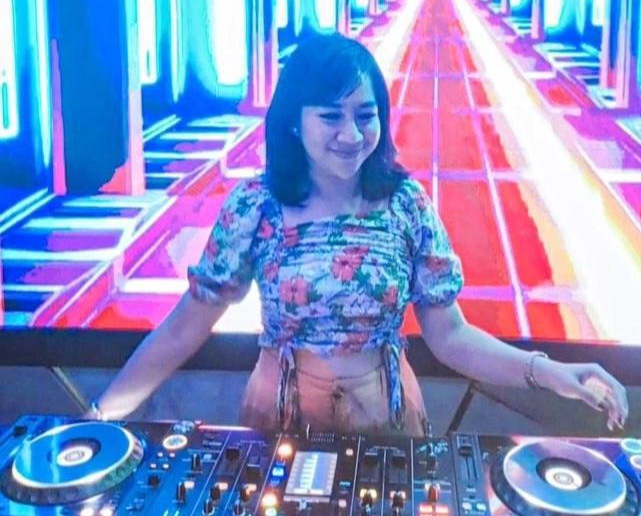 
 Influencer Asal Tangerang, Hani Hapsin Saat Menjadi DJ di Salah Satu Club. Foto: Istimewa