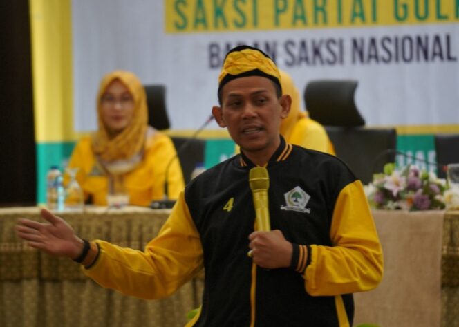 
 Sanusi, Calon Anggota DPR RI dari Partai Golkar Dapil Banten III (Kota Tangerang, Kabupaten Tangerang dan Kota Tangsel). Foto: Sanusi