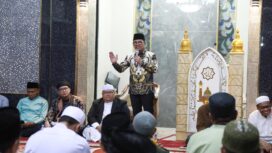Wali Kota Tangerang Sachrudin saat menghadiri Peringatan Maulid Nabi Muhammad SAW Masjid Jami Al Ikhwan. Foto: Ist