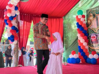 Wakil Wali Kota Tangerang Maryono saat menghadiri peringatan Maulid Nabi Muhammad SAW di SDN 4 Larangan, Foto: Ist