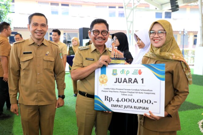 
 Wali Kota Tangerang, Sachrudin, saat membuka Festival Pangan Beragam, Bergizi Seimbang, dan Aman (B2SA). Foto: Ist