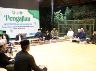 Wali Kota Tangerang, H. Sachrudin saat menghadiri Pengajian Forum Silaturahmi Pondok Pesantren (FSPP) Kota Tangerang sekaligus Sosialisasi Kegiatan Hari Santri Nasional Tahun 2026 di Kawasan Puncak, Bogor, Foto: Ist