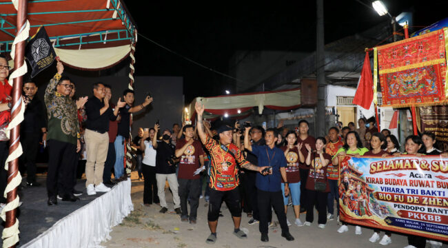 Kirab Budaya Perdana Ruwat Bumi yang dilepas Wali Kota Tangerang H. Sachrudin. Foto: Ist