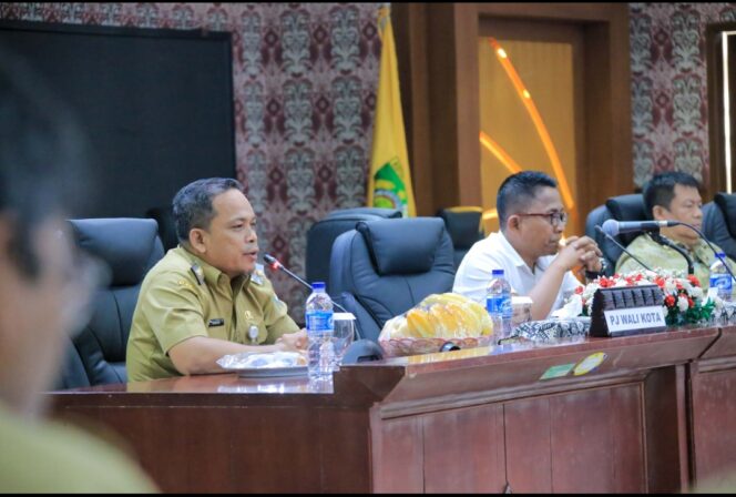 
 Pj. Wali Kota Tangerang, Dr. Nurdin, S.Sos.,M.Si saat Silaturahmi dengan DPRD Kota Tangerang. Foto: Ist