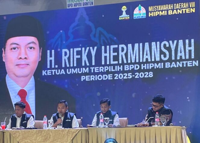 
 Musyawarah Daerah (MUSDA) VIII HIPMI Banten melalui aklamasi secara resmi menetapkan H.Rifky Hermiansyah Sebagai Ketua Umum BPD HIPMI Banten Periode 2025-2028. Foto: TangerangPos 