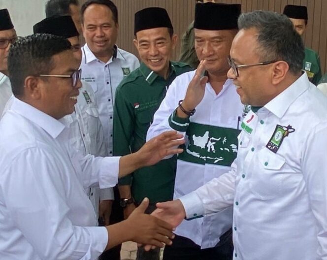 
 Gubernur Banten Andra Soni dan Politisi PKB Ahmad Fuady. Foto: TangerangPos 