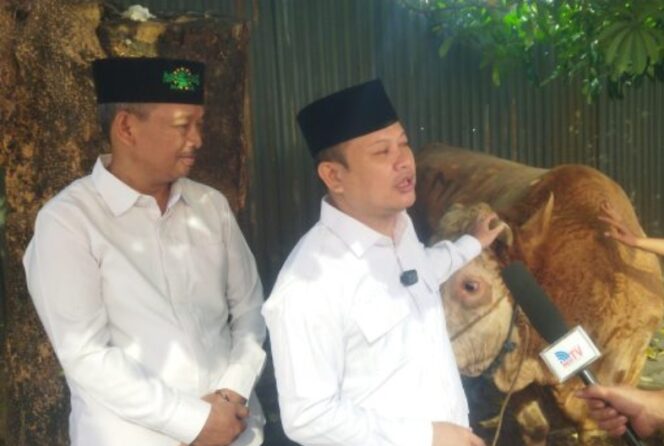 
 Ketua DPC Gerindra Kota Tangerang Turidi Susanto Didampingi Sekretaris DPC Gerindra Kota Tangerang Nurhadi. Foto: ist