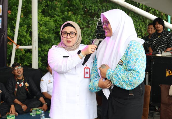 Wakil Bupati Tangerang, Intan Nurul Hikmah saat menghadiri Pekan Raya Balaraja dan Milad Ke-2 Balai Adat Balaraja. Foto: ist
