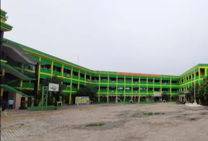 
 SMA/SMK Teknologi Pilar Bangsa di Jalan Raya Mauk, Sepatan Timur salahsatu SMA/SMK swasta Gratis di Kabupaten Tangerang. Foto: Ist