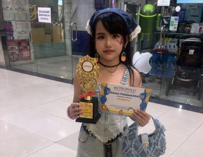 
 Balqis Ash-Shuara Pane, siswi kelas 2 SD asal Tangerang juara 1 Taekwondo dan Fashion Show. Foto: ist