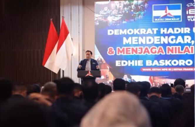 
 Wakil Ketua MPR RI dan Ketua Fraksi Partai Demokrat DPR RI, Edhie Baskoro Yudhoyono (Ibas) saat pidato pada Acara Bimbingan Teknis (Bimtek) Nasional Anggota FPD DPRD Provinsi dan Kabupaten/Kota Gelombang I yang digelar di Museum SBY-ANI. Foto: ist