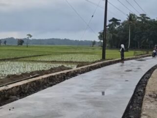 Program Bangun Jalan Desa Sejahtera 