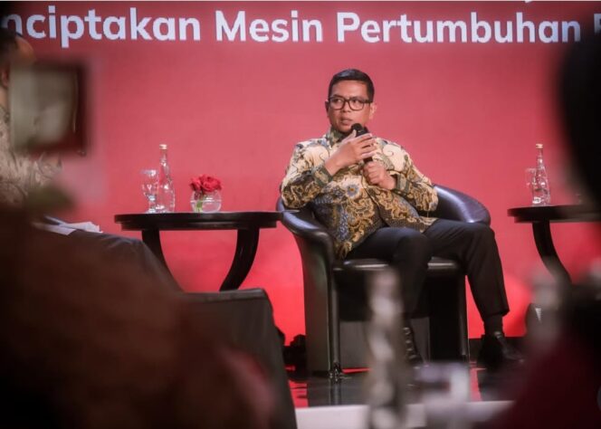 
 Gubernur Banten Andra Soni saat menjadi narasumber dalam acara Regional Forum 2025 yang bertajuk 