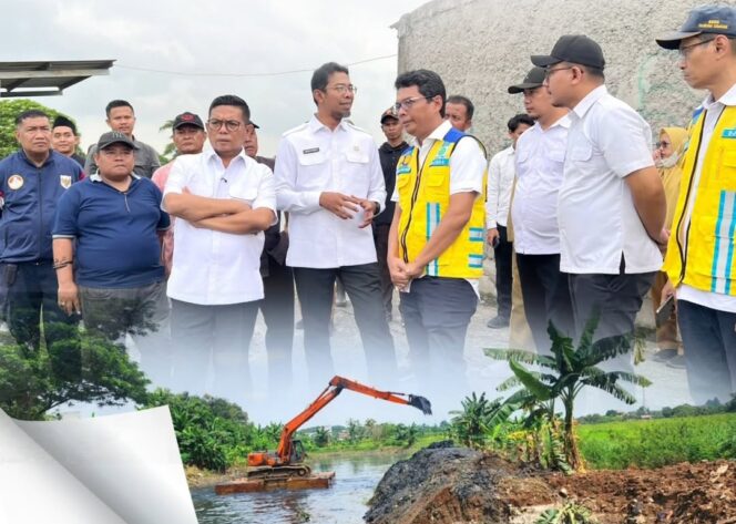 
 Gubernur Banten Andra Soni bersama BBWSCC saat Meninjau Pekerjaan Normalisasi Sungai Cirarab di Desa Gelam Pasar Kemis, Kabupaten Tangerang. Foto: ist