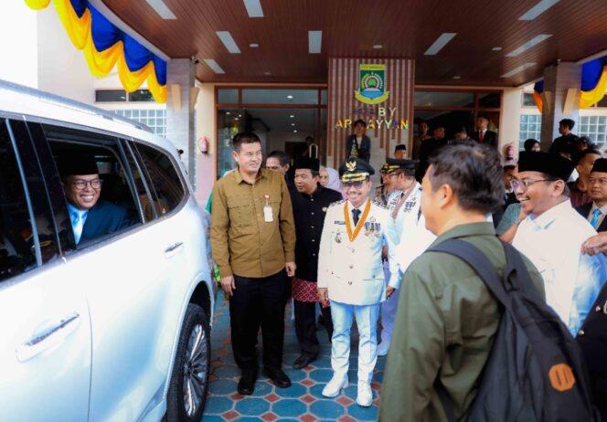 
 Gubernur Banten Andra Soni usai Mengikuti Rapat Paripurna istimewa HUT Kota Tangerang Ke-33. Foto: ist