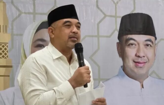 
 Ketua DPD Partai Golkar DKI Jakarta, Ahmed Zaki Iskandar saat safari Ramadhan di DPD Golkar Jakarta Selatan. Foto: ist