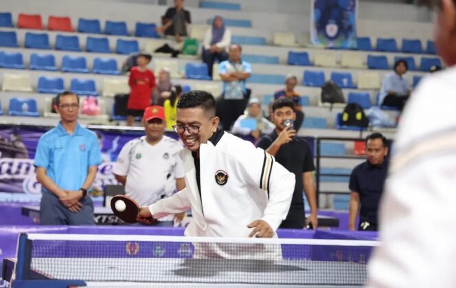 
 Gubernur Banten Andra Soni saat membuka Kejurnas Tenis Meja Gubernur Banten Cup 2026. Foto: ist