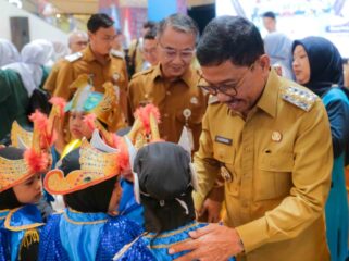 Wali Kota Tangerang Sachrudin saat membuka Pekan Olahraga dan Seni (Porseni) PAUD tingkat Kota Tangerang Tahun 2026 di TangCity Mall. Foto: ist