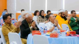 Wali Kota Tangerang Sachrudin saat membuka Kursus Singkat bagi Pengurus Partai Politik (Parpol) yang diinisiasi oleh Direktorat Jenderal Politik dan Pemerintahan Umum Kementerian Dalam Negeri Republik Indonesia, di Aula Al-Amanah, Gedung Puspem Kota Tangerang. Foto: ist 