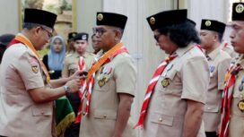 Gubernur Banten Andra Soni dilantik menjadi Ketua Mabida Gerakan Pramuka Kwarda Banten oleh Ketua Kwartir Nasional Gerakan Pramuka Komjen (Purn) Budi Waseso. Foto: ist