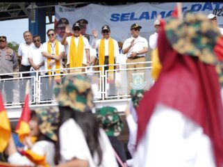 Wali Kota Tangerang Sachrudin Didampingi Wakil Wali Kota Tangerang Maryono Hasan saat membuka Olimpiade Olahraga Siswa Nasional (O2SN), Festival dan Lomba Seni dan Sastra Siswa Nasional (FLS3N), serta Gala Siswa Indonesia (GSI) tingkat Kota Tangerang Tahun 2026. Foto: ist