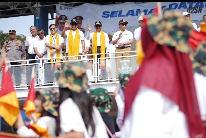 
 Wali Kota Tangerang Sachrudin Didampingi Wakil Wali Kota Tangerang Maryono Hasan saat membuka Olimpiade Olahraga Siswa Nasional (O2SN), Festival dan Lomba Seni dan Sastra Siswa Nasional (FLS3N), serta Gala Siswa Indonesia (GSI) tingkat Kota Tangerang Tahun 2026. Foto: ist