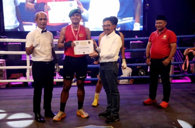 
 Wali Kota Tangerang Sachrudin saat membuka Youth Combat Championship Volume I. Foto: ist