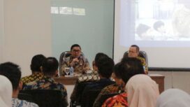 Wakil Wali Kota Tangerang Maryono saat menutup Pelatihan Teknis Substantif Pelayanan Publik. Foto: ist
