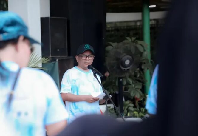 
 Gubernur Banten Andra Soni saat memberikan sambutan pada Fun Run 5K Wisata Kreatif Tangerang di SQP Park Summarecon, Kabupaten Tangerang. Foto: Ist