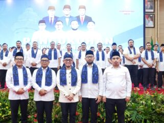 Gubernur Banten Andra Soni dan Wamenhaj Dahnil Anzar Simanjuntak saat Pengukuhan Pengurus Wilayah Matahari Pagi Indonesia Provinsi Banten. Foto: Ist