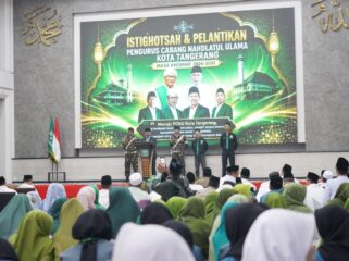Wali Kota Tangerang Sachrudin, saat menghadiri Pelantikan Pengurus Cabang Nahdlatul Ulama (PCNU) Kota Tangerang Masa Khidmat 2026–2031, sekaligus Istigasah Kubro di Pondok Pesantren Malika. Foto: Ist