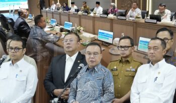 Wakil Ketua DPR RI Sufmi Dasco Ahmad memberikan keterangan usai rapat dengan Pemerintah di kompleks Parlemen Senayan, Jakarta. Foto: Tangkapan Layar @sufmi_dasco