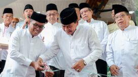 Gubernur Banten, Andra Soni didampingi Bupati Tangerang Moch Maesyal Rasyid menghadiri acara peringatan Maulid Nabi Besar Muhammad SAW, sekaligus meresmikan Masjid Jami Al Ichlas Kecamatan Cisauk. Foto: ist