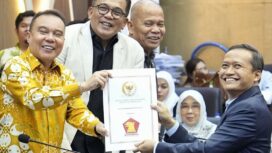 Wakil Ketua DPR RI Sufmi Dasco Ahmad saat memimpin Rapat Pleno Panja bersama pimpinan Baleg DPR RI, anggota Panja, serta perwakilan pemerintah membahas RUU tentang Pengaturan Reforma Agraria. Foto: Ist