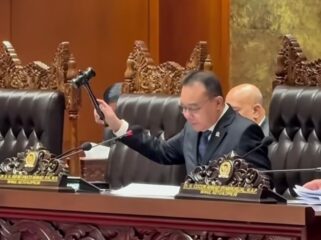 Wakil Ketua DPR RI Sufmi Dasco Ahmad saat mengesahkan RUU Pengaturan Reforma Agraria Menjadi Undang-undang. Foto: Ist