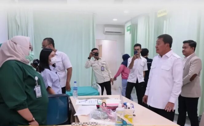 
 Bupati Tangerang Moch. Maesyal Rasyid saat Peresmian Rumah Sakit Umum (RSU) Ilanur Balaraja yang berkapasitas 104 tempat tidur. Foto: Ist 