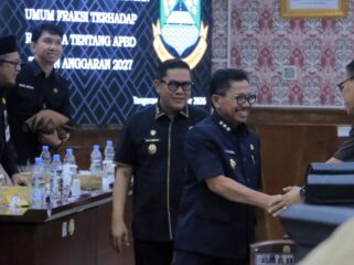 Wali Kota dan Wakil Wali Kota Tangerang Sachrudin-Maryono usai Rapat Paripurna DPRD Kota Tangerang. Foto: Ist