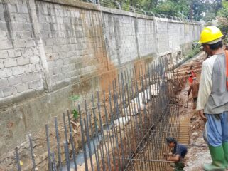 Saluran Kali Sabi di Wilayah RW 016 Uwung Jaya Cibodas Kota Tangerang kini lebih lebar. Foto: TangerangPos 