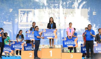 Wali Kota dan Wakil Wali Kota Tangerang, Sachrudin-Maryono Bersama Para Runner Tangerang 10K. Foto: Ist