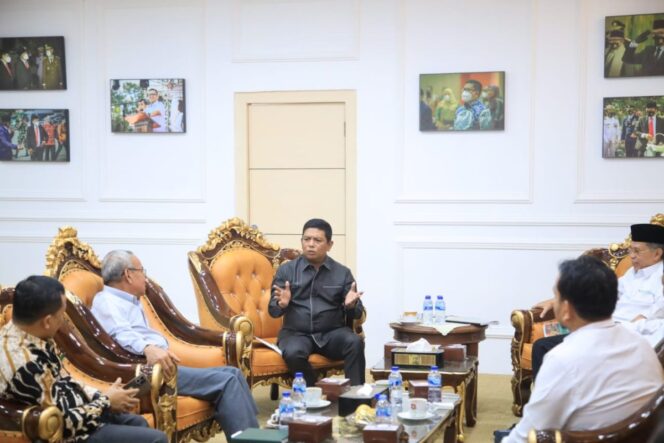 
 Ketua DPRD Provinsi Banten, Andra Soni saat menerima Audiensi Pengurus BAZNAS Provinsi Banten. Foto: Istimewa