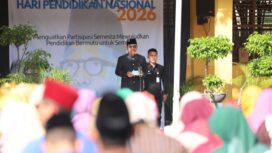 Wali Kota Tangerang Sachrudin menyampaikan amanat dalam giat upacara peringatan Hari Pendidikan Nasional tahun 2026 di SMPN 1 Kota Tangerang, Kelurahan Sukarasa, Kecamatan Tangerang, Kota Tangerang, Provinsi Banten, Sabtu (2/5/26). Foto: ist