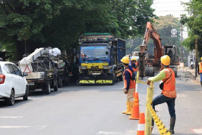 
 Dishub Kota Tangerang bakal lakukan rekayasa lalulintas dan jalur alternatif di ruas jalan yang akan diperbaiki. Foto: ist