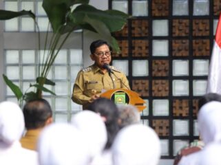 Wali Kota Tangerang H. Sachrudin memberikan motivasi kepada 50 Calon Pasukan Pengibar Bendera Pusaka (Capaska) Kota Tangerang. Foto: Ist 
