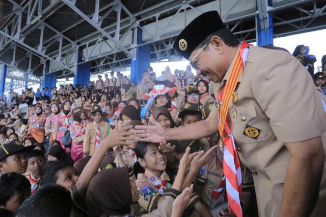 
 Wali Kota Tangerang yang merangkap sebagai Ketua Majelis Pembina Cabang (Mabicab) Kota Tangerang Sachrudin direncanakan hadir di Apel Hari Pramuka ke-65. Foto: Ist