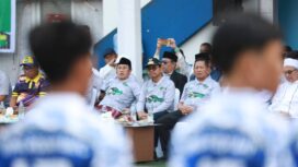 Wali Kota Tangerang Sachrudin saat membuka Liga Santri Piala Wali Kota Cup 2026 di Stadion Benteng Reborn. Foto: Ist
