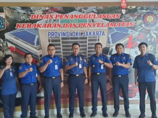 Kepala Pelaksana BPBD Kota Tangerang Mahdiar beserta jajaran sai Penandatanganan Perjanjian Kerja Sama (PKS) Penanggulangan Kebakaran dan Penyelamatan bersama Dinas Penanggulangan Kebakaran dan Penyelamatan (Gulkarmat) Provinsi DKI Jakarta. Foto: ist 