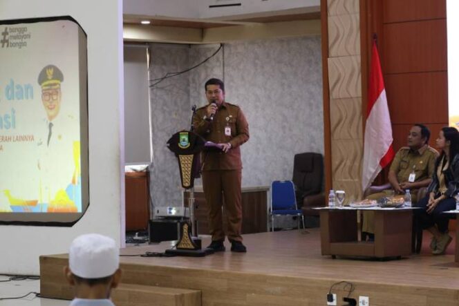 
 Kepala BPKD Kota Tangerang Agus Andriansyjah saat Launching saat launching kerjasama dengan Tokopedia. Foto: ist 