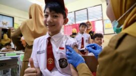 Salahsatu siswa SD di Kota Tangerang saat mengikuti Program Cek Kesehatan Gratis (CKG). Foto: Ist