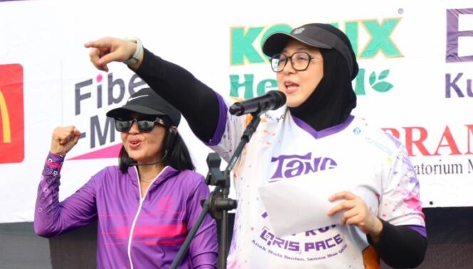
 Wakil Bupati Tangerang, Intan Nurul Hikmah saat menghadiri kegiatan Peringatan Hari Osteoporosis Nasional (HON) sekaligus memperingati Hari Olahraga Nasional (Haornas). Foto: Ist
